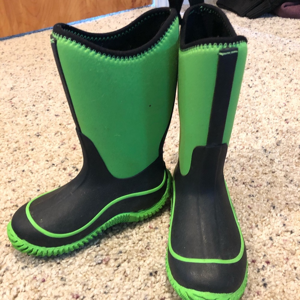 Kids rain/snow boots
